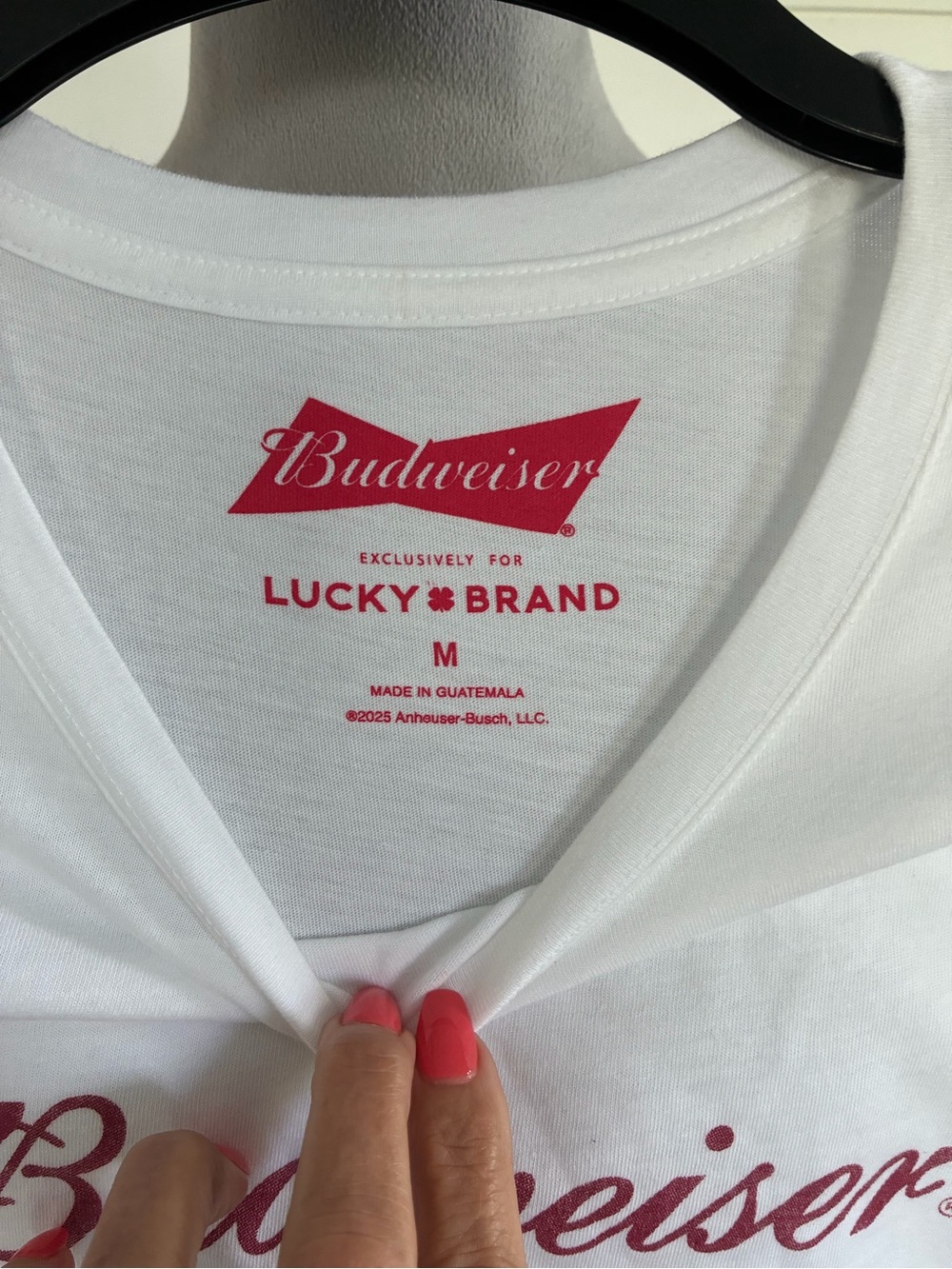 LUCKY BRAND |
BUDWEISER BEER LOGO
Graphic T Shirt | Women's Tee | MED
NWOT/0222 - Picture 4 of 6